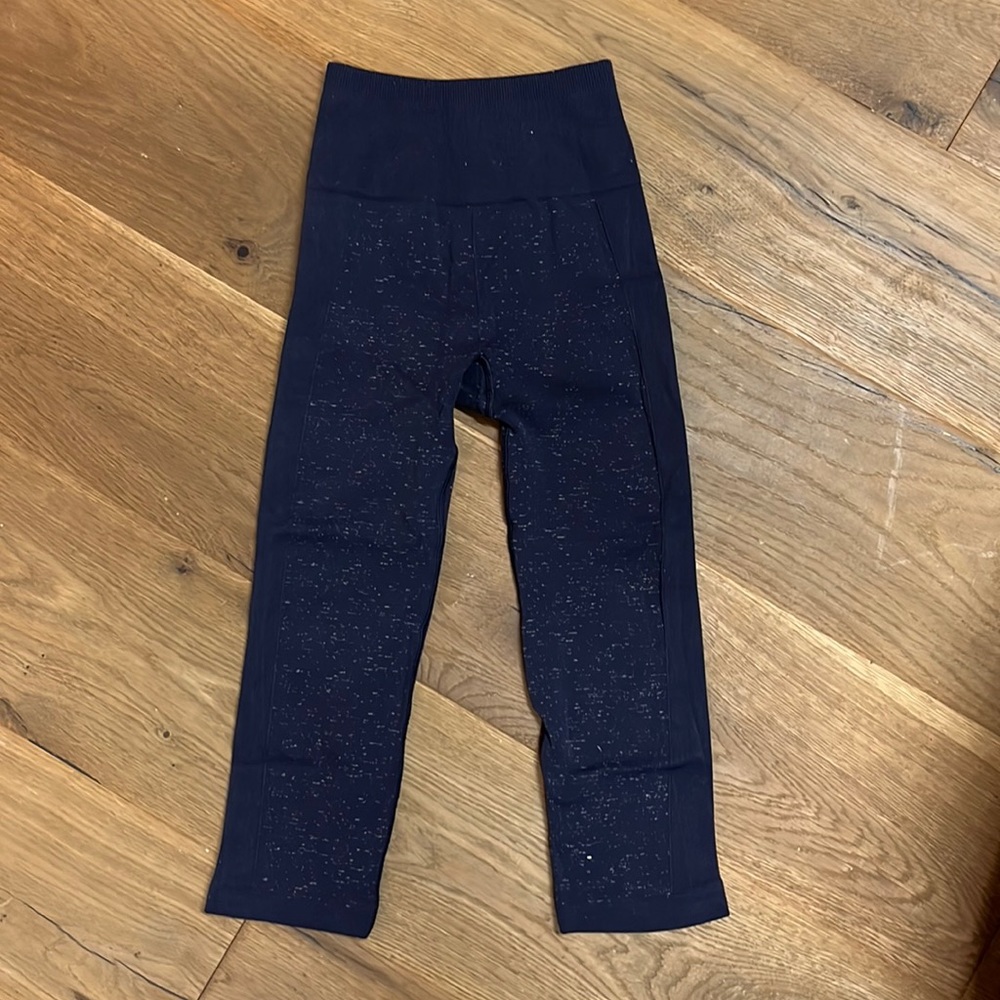Lululemon Navy Speck Cropped Leggings Size 4 HIGH RISE